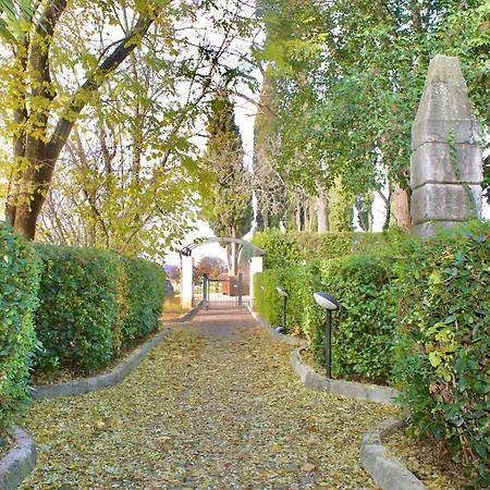 La Casa Di Betty Desenzano del Garda